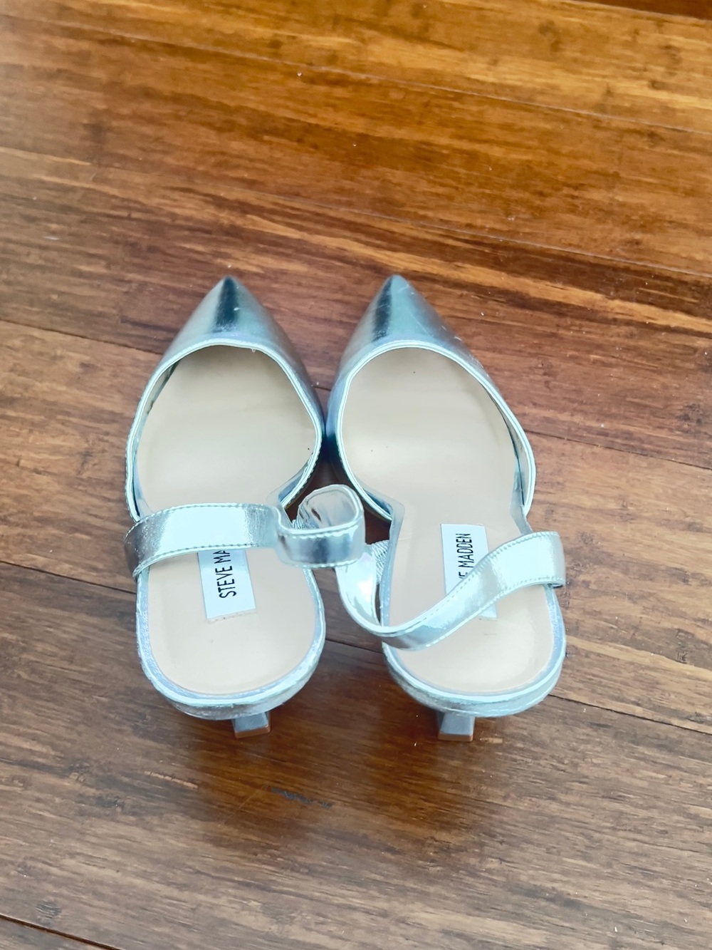 Steve Madden Metallic Silver Pointed Slingback Heels - Picture 6 of 7